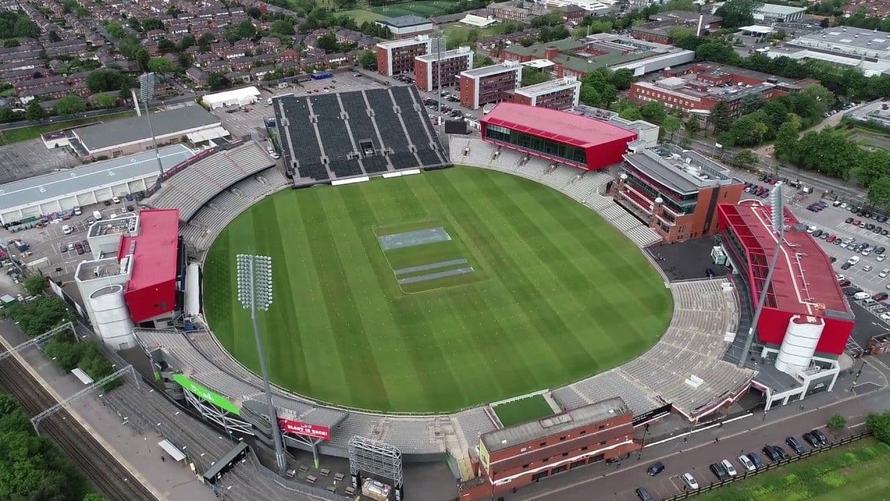 Emirates Old Trafford image