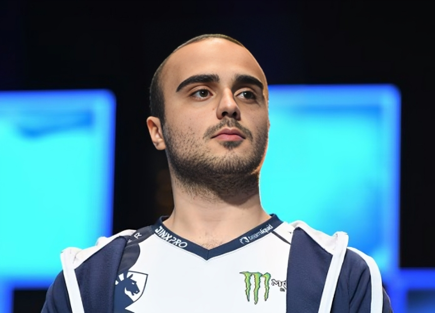 #4 Kuro "KuroKy" Takhasomi image